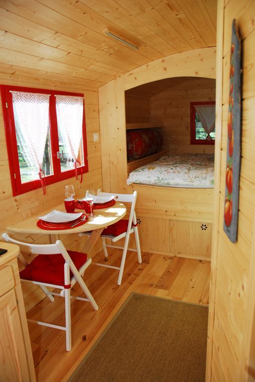 Gypsy Nature B&B Jumelles  Quarto foto